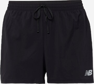 regular Pantaloni sportivi 'Essentials' di new balance in nero: frontale