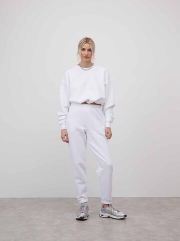 Sweat-shirt 'Rosa' LeGer by Lena Gercke en blanc