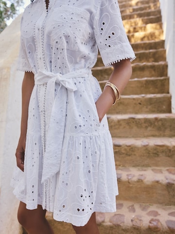 Abito camicia di Next in bianco