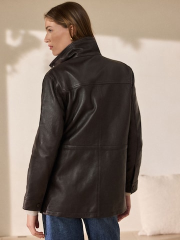 Next Jacke in Braun