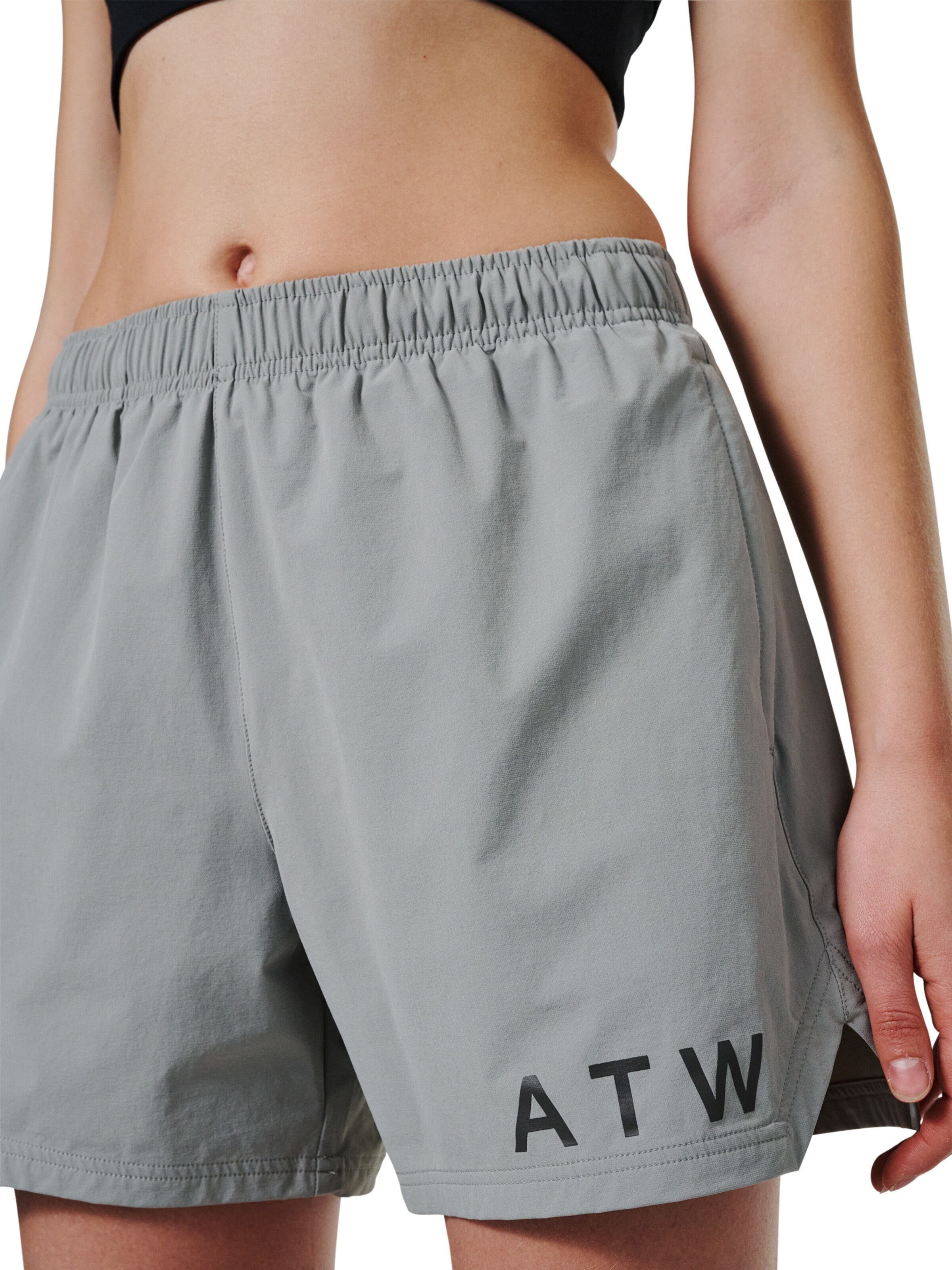 HALO Loose fit Pants in Grey