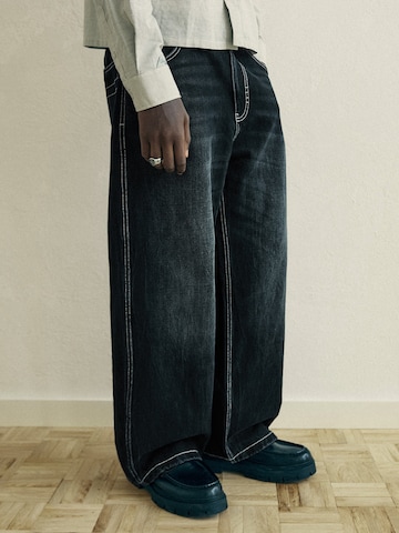 Baggy Jean Bershka en noir : devant
