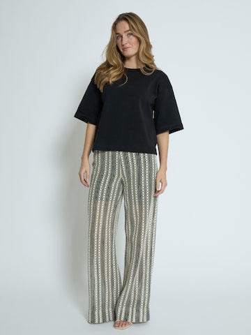 Wide Leg Pantalon 'Nila' minus en noir