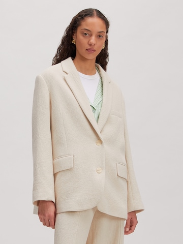 EDITED Blejzr 'Arwen' – béžová: přední strana