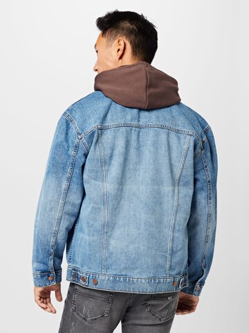 WRANGLER Tussenjas in Blauw