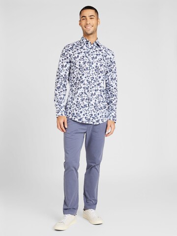 Coupe regular Chemise 'HANK' BOSS en bleu