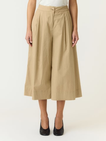 Wide leg Pantaloni di YAS in marrone