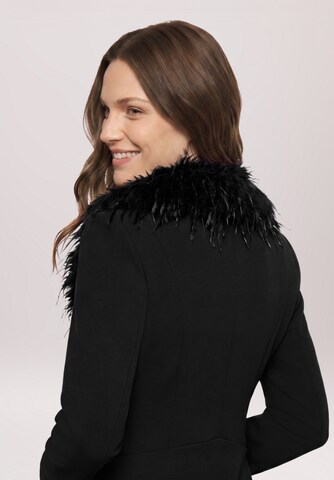 Blazer di Betty Barclay in nero