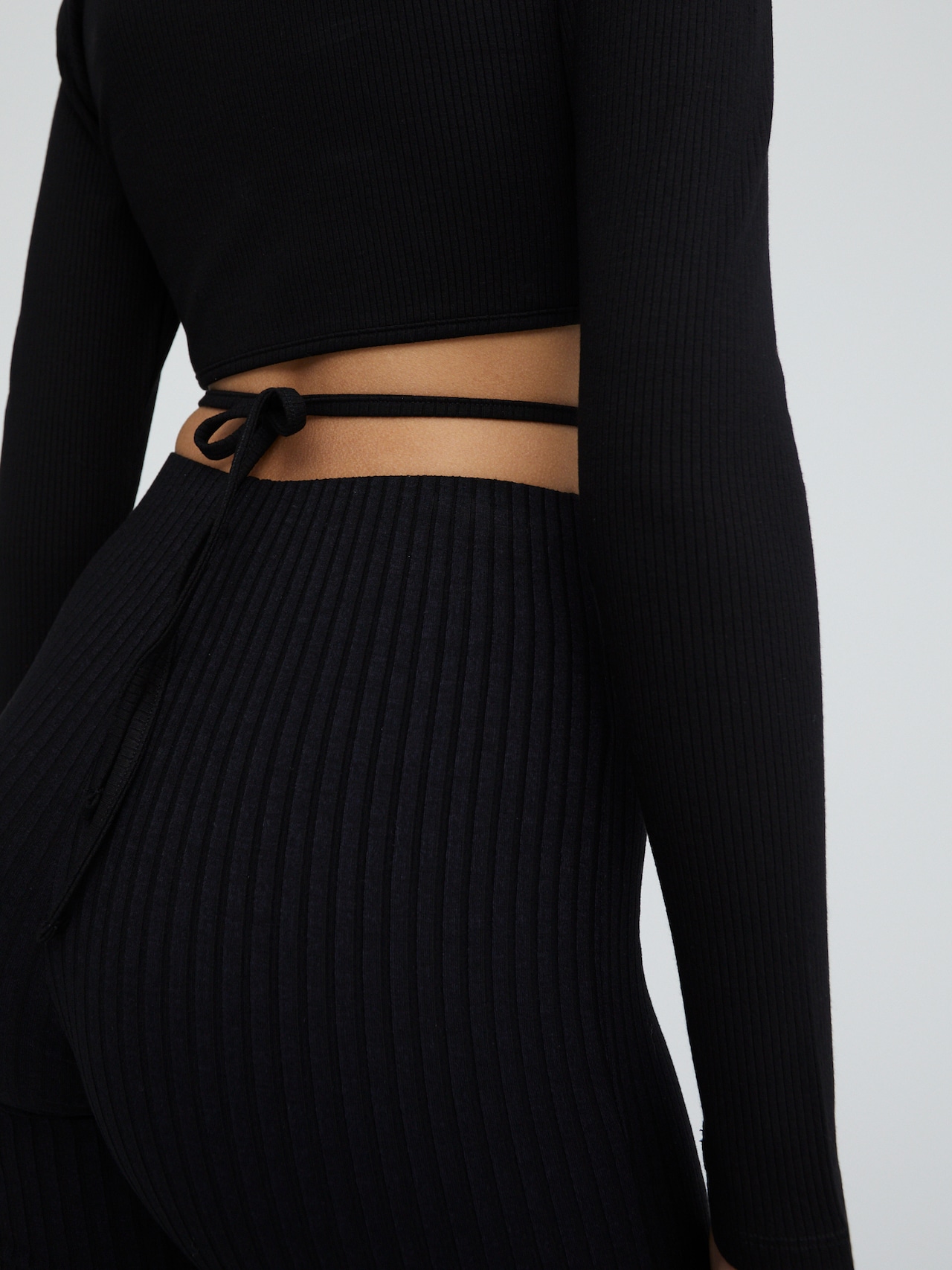 EDITED Camiseta 'Dori' negro