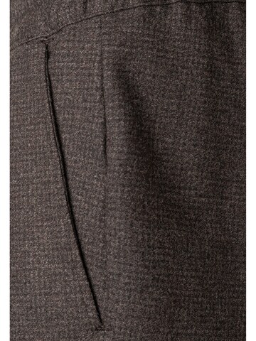 Regular Pantalon à pince MAERZ Muenchen en marron : devant