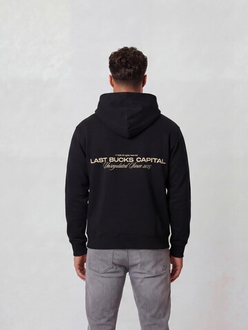 Veste de survêtement 'Last Bucks | Capital Zip Hoodie' Last Bucks en noir
