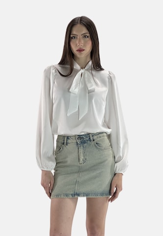 Elara Bluse in Weiß: Vorderseite