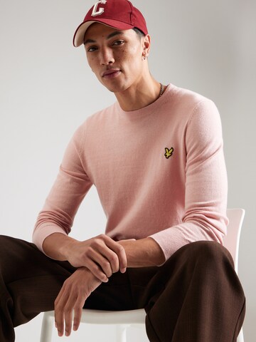 Lyle & Scott Trui in Roze: voorkant