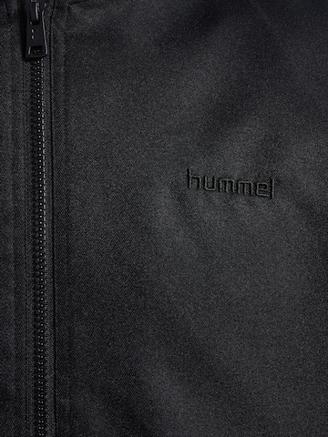Hummel Between-season jacket in Black