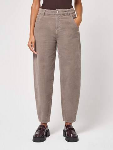 Gang Vat Broek '94VIA' in Bruin: voorkant