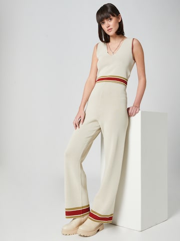 Guido Maria Kretschmer Women Regular Trousers in White