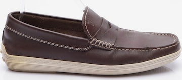 Tod's Flats & Loafers in 40 in Brown: front