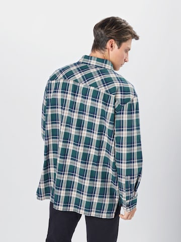 SOUTHPOLE Regular fit Button Up Shirt in Green