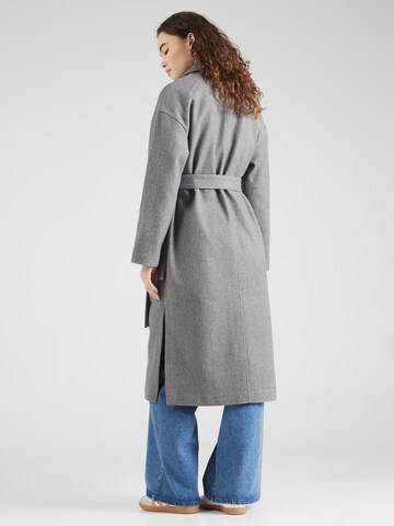 Manteau mi-saison 'POKA' VILA en gris