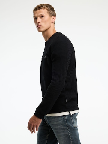 CHASIN' Pullover 'Caleb' in Schwarz