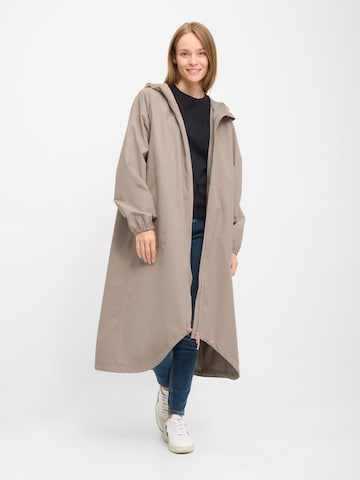Derbe Raincoat 'Kapby' in Beige: front