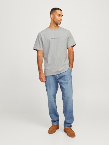 R.D.D. ROYAL DENIM DIVISION T-Shirt 'RDDBARRY' in Grau