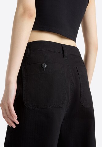 VANS Loosefit Byxa i svart