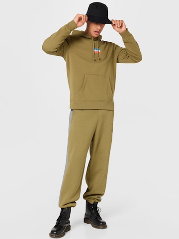 zaļš LEVI'S ® Sportisks džemperis 'Standard Graphic Hoodie'