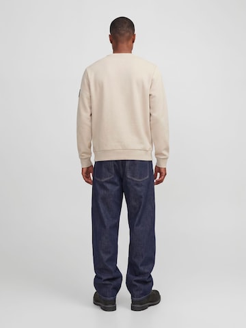 JACK & JONES Sweatshirt 'JJCleveland' in Beige