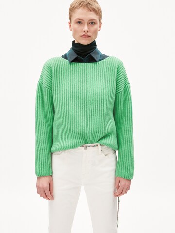 ARMEDANGELS Sweater 'SAADI' in Green: front