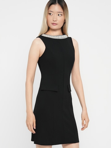 VILA Sheath dress in Black: front
