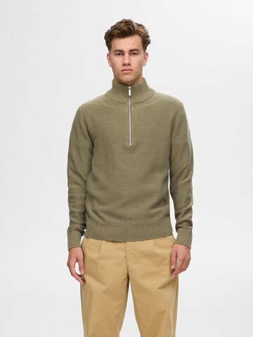 SELECTED Sweater 'Axel' in Green: front
