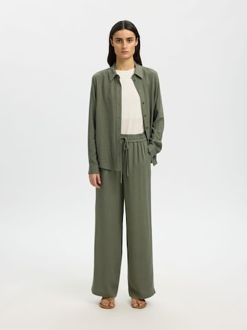 Loosefit Pantaloni 'Viva-Gulia' di SELECTED in verde
