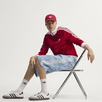 ADIDAS ORIGINALS - Folgado Calças de ganga 'Coca-Cola Classic' em azul
