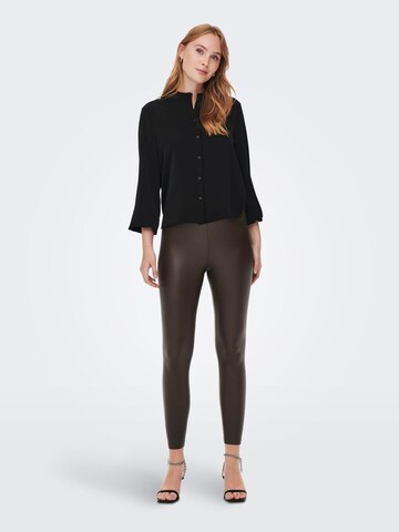 JDY Blouse in Black