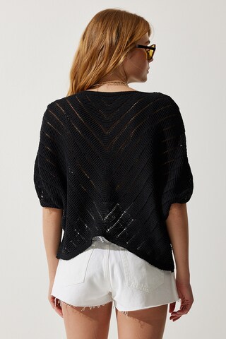 Pull-over Happiness İstanbul en noir