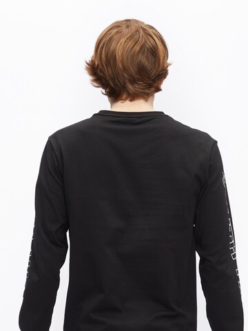 hydroponic - Camiseta 'Hydroponic x South Park Gang Long-Sleeve T-Shirt' en negro