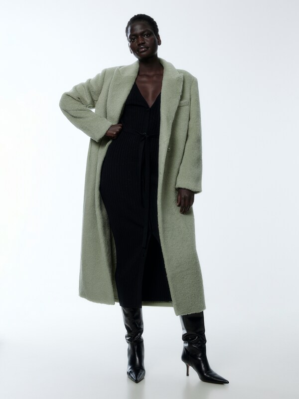 EDITED Between-Seasons Coat 'Pua' in Khaki