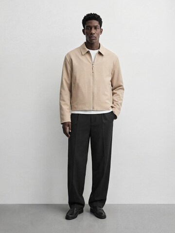 Burocs Between-Season Jacket in Beige: front