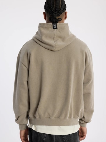 YSPT Studio Sweatshirt 'DESERT' in Beige