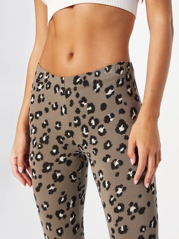 Juvia Skinny Legginsy w kolorze zielony