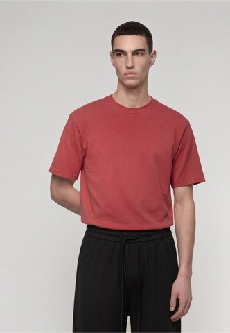 DEF - Camiseta en rojo: frente