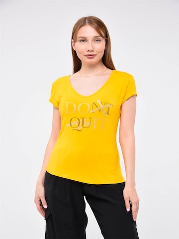 T-shirt 'Do It' HOME STORE en jaune : devant