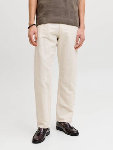 JACK & JONES Loose fit Pants in White: front