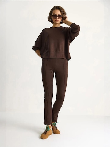 Bianco Lucci - Fato de jogging em castanho: frente