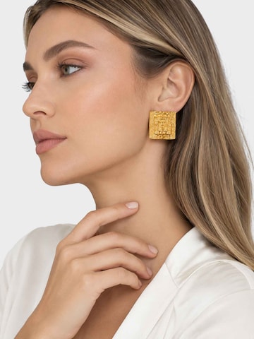 RteRmeNaušnice 'Square Sculpture Gold Earrings' - zlatna boja: prednji dio