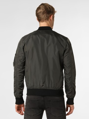 ALPHA INDUSTRIES Tussenjas in Zwart