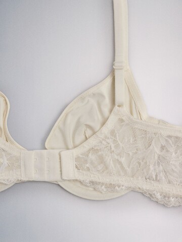 The Set T-shirt Bra in Grey