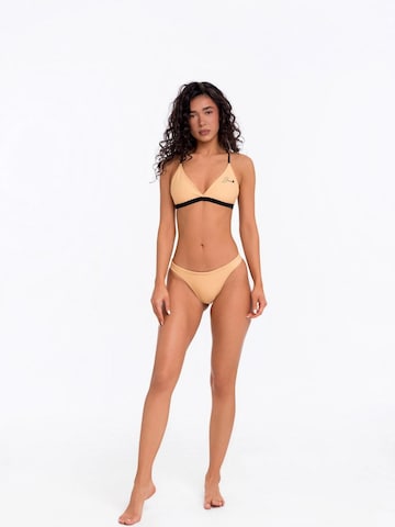 Jaze Klassisch Sportbikinitop 'Kaia'‌‌‌‌‌‌‌‌‌ in Gelb: Vorderseite