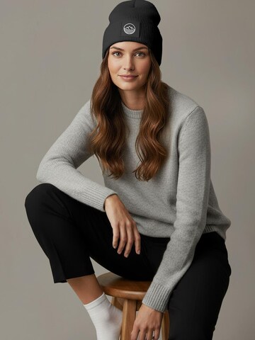 Neverless Beanie 'Mountain' in Black: front